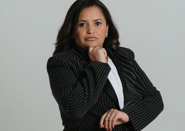 MUITO ALÉM DE VENDER IMÓVEIS: NÓS TAMBÉM CONSTRUÍMOS HISTÓRIAS